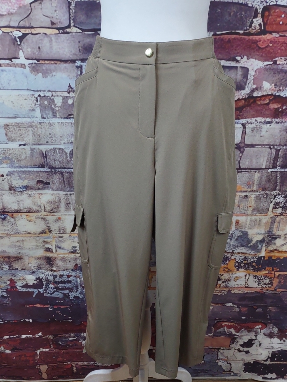 Zenergy By Chico's Emma Crop Cargo Pants
